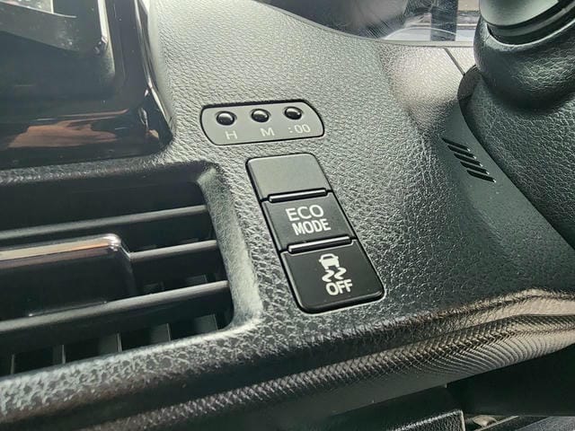 TOYOTA VOXY X 2019/12 photo 25