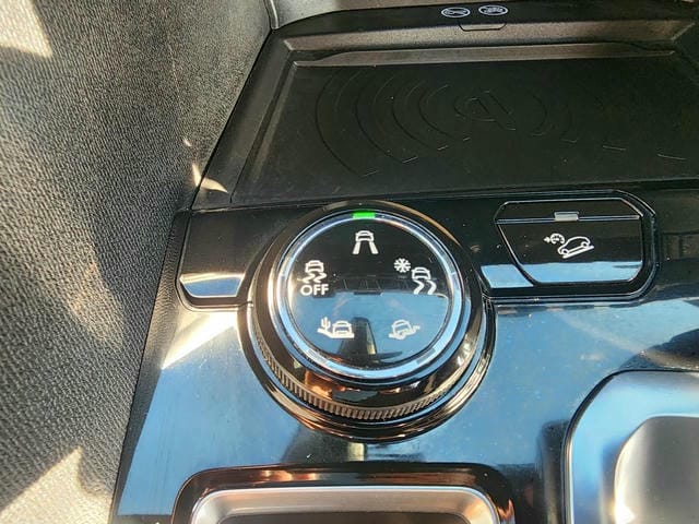 PEUGEOT 3008 GT BLUE HDI 2019/8 photo 22