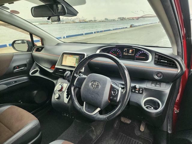 TOYOTA SIENTA G CUERO 2019/ photo 8