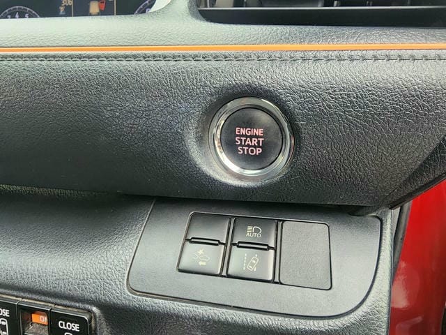 TOYOTA SIENTA G CUERO 2019/ photo 20