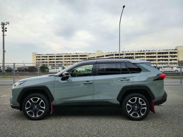 TOYOTA RAV4 ADVENTURE 4WD 2019/11 photo 6