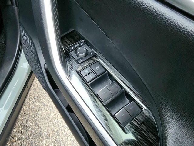 TOYOTA RAV4 ADVENTURE 4WD 2019/11 photo 18