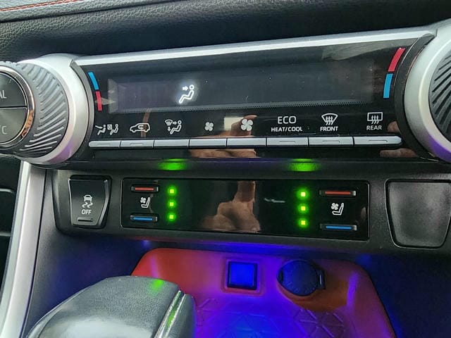 TOYOTA RAV4 ADVENTURE 4WD 2019/11 photo 23