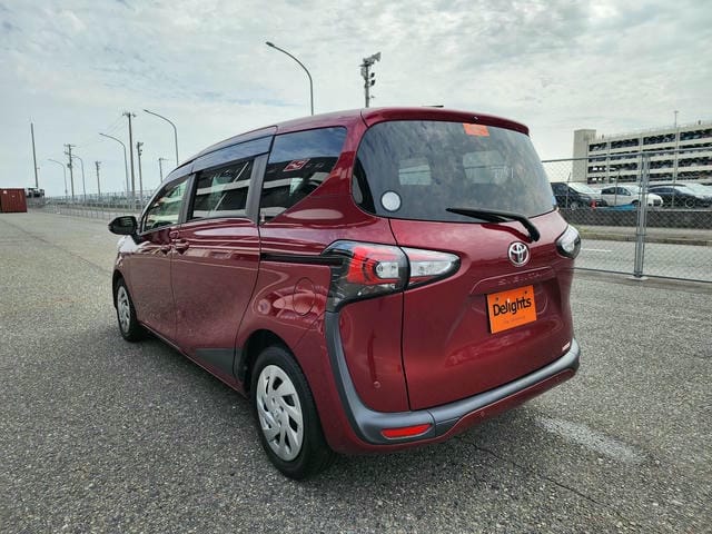 TOYOTA SIENTA G CUERO 2019/7 photo 5