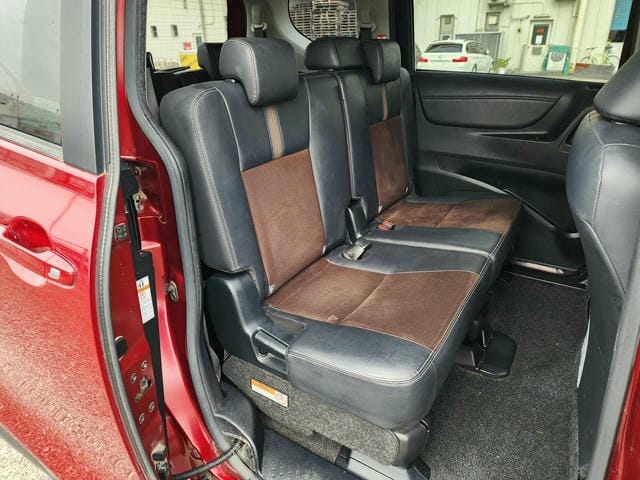TOYOTA SIENTA G CUERO 2019/7 photo 13