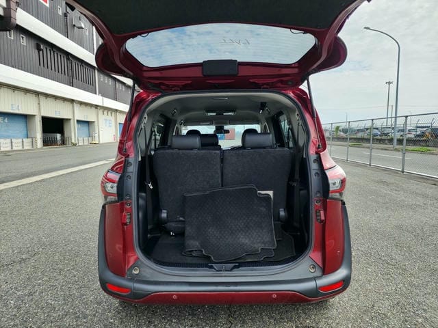 TOYOTA SIENTA G CUERO 2019/7 photo 15