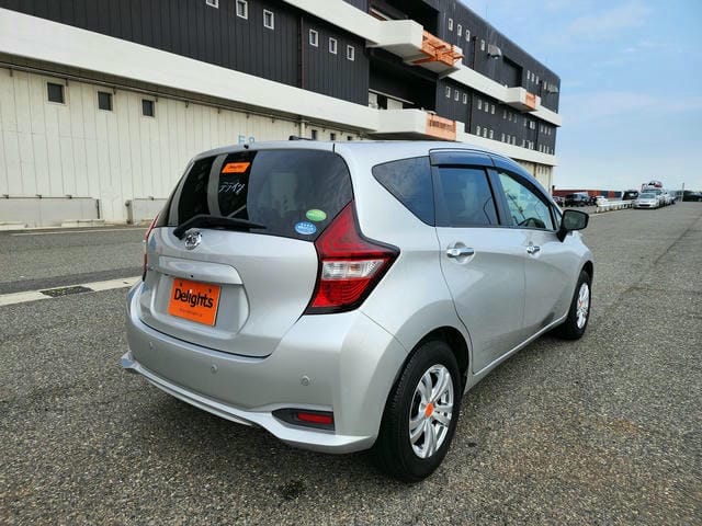 NISSAN NOTE X 2019/10 photo 3