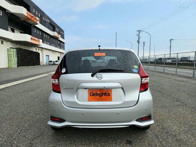 NISSAN NOTE X 2019/10 photo 4