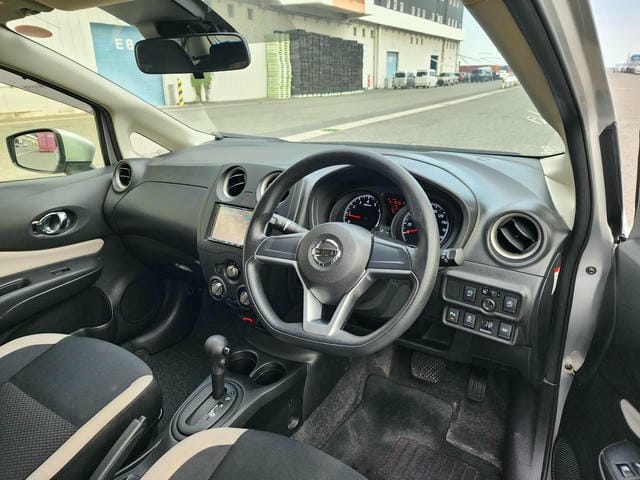 NISSAN NOTE X 2019/10 photo 8