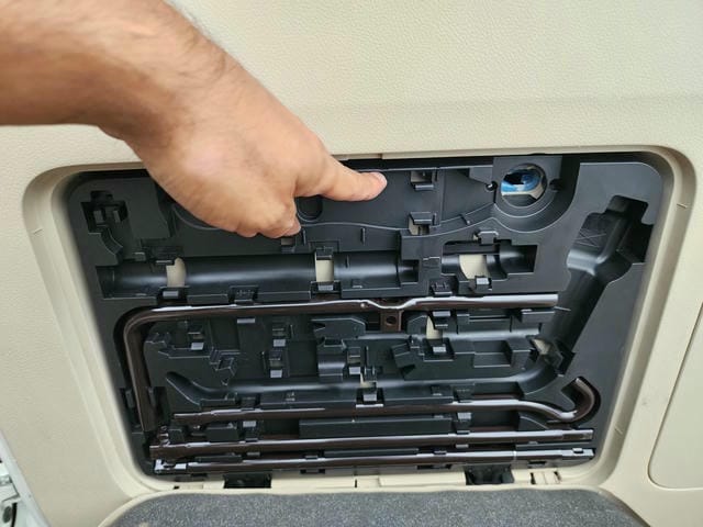 TOYOTA LAND CRUISER PRADO TX L PACKAGE SUNROOF 2019/2 photo 15