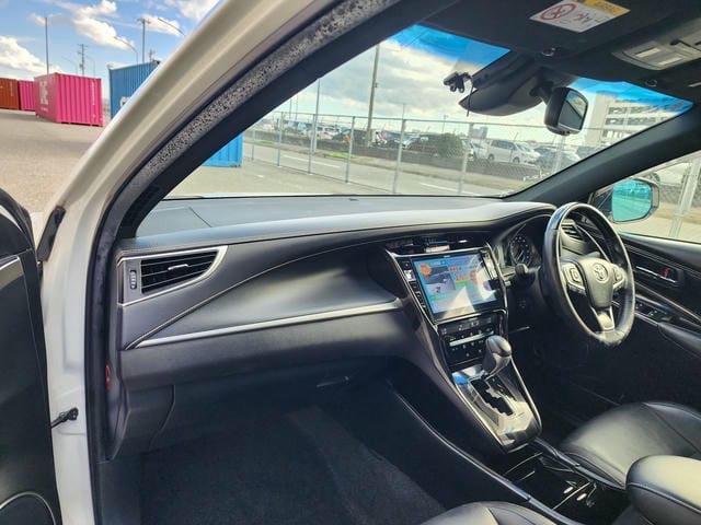 TOYOTA HARRIER PREMIUM 2019/2 photo 9
