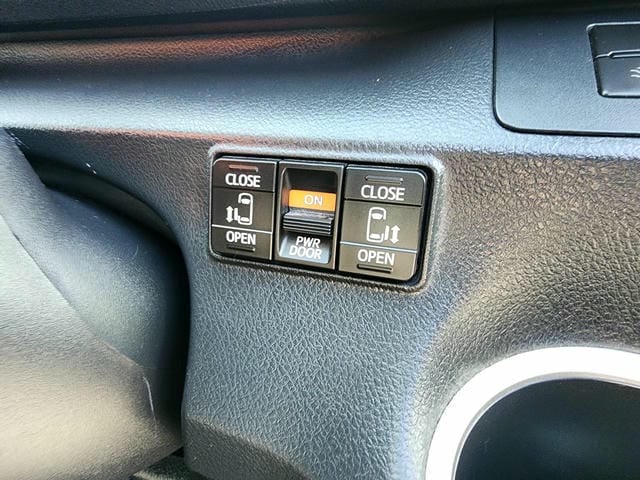 TOYOTA SIENTA HYBRID G CUERO 2019/1 photo 22