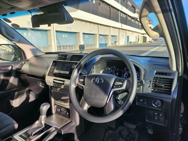 TOYOTA LAND CRUISER PRADO TX SUNROOF 4WD  2019/6 photo 8