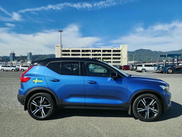 VOLVO XC40 T5 AWD R-DESIGN SUNROOF 2019/6 photo 2