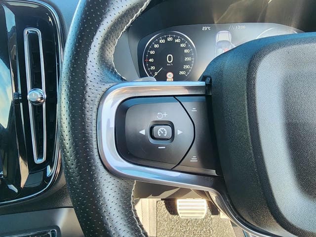 VOLVO XC40 T5 AWD R-DESIGN SUNROOF 2019/6 photo 22